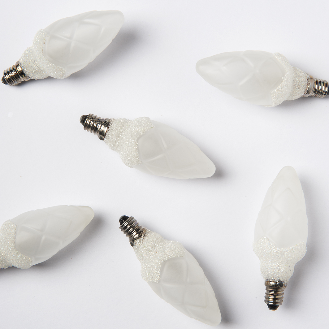 BALENÍ Žárovka Šiška bílá 20V/0,1A, v balení 36 ks