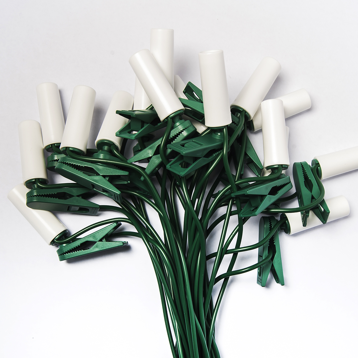 Kabeláž pro SV-16 bílý sokl + typový štítek, balení v celofánu