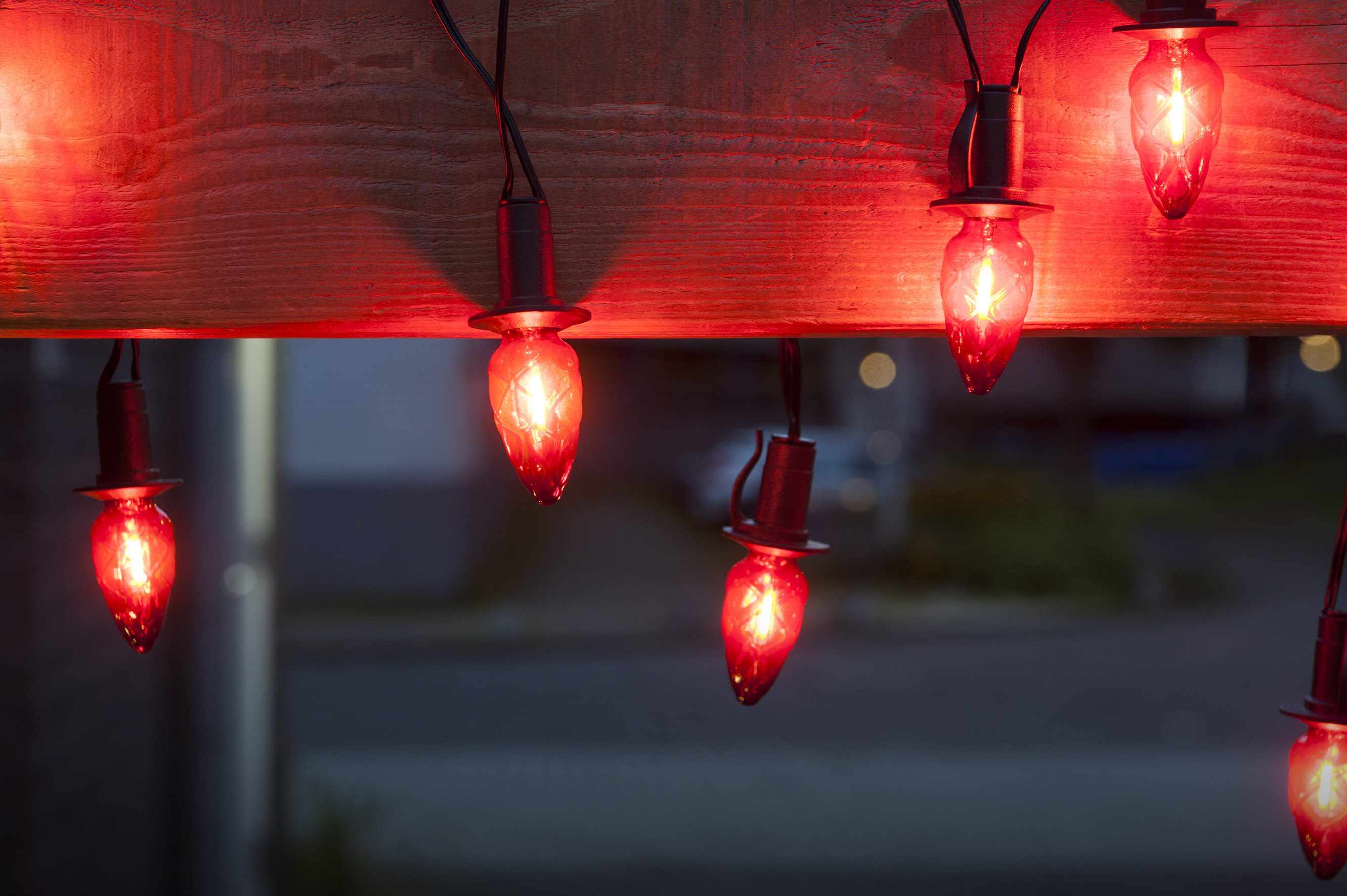 LED VENKOVNÍ souprava  Šiška červená, možnost prodloužení, černá kabeláž + napájecí trasformátor