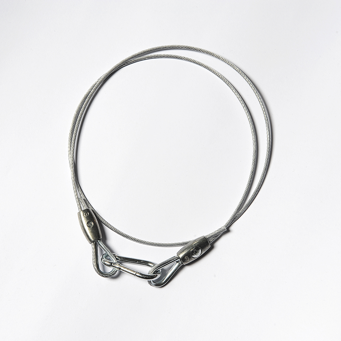 y3) Úvazek 1 m z lanka s oky a karabinou